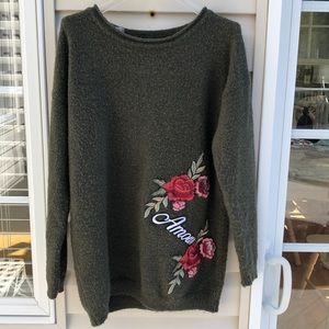 Embroidered navy green sweater M/L Amour